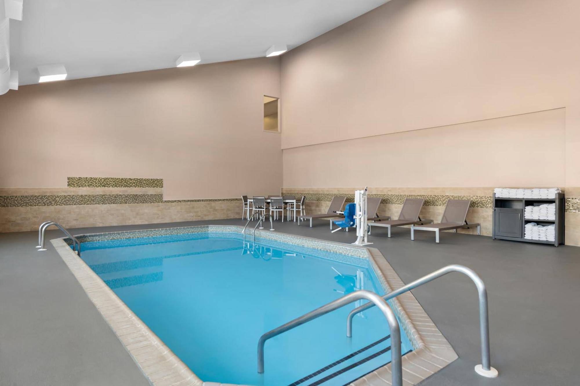 Country Inn & Suites By Radisson, Coon Rapids, Mn Εξωτερικό φωτογραφία